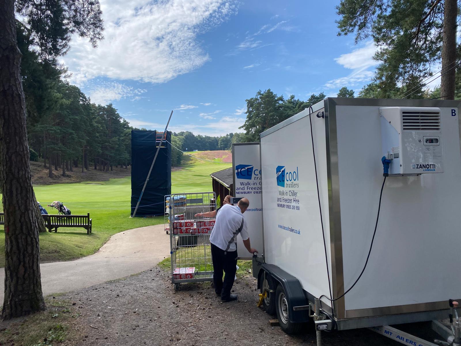 setting up trailer